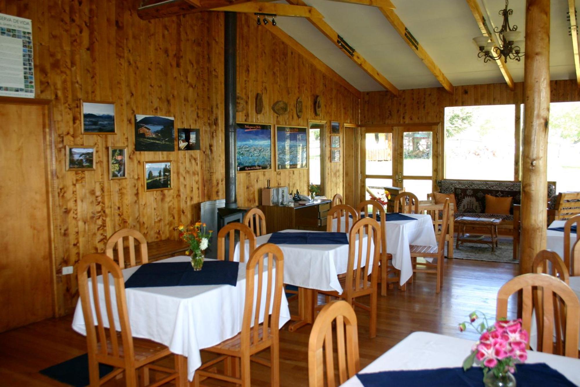 Lodge El Mirador De Guadal Puerto Guadal Eksteriør bilde