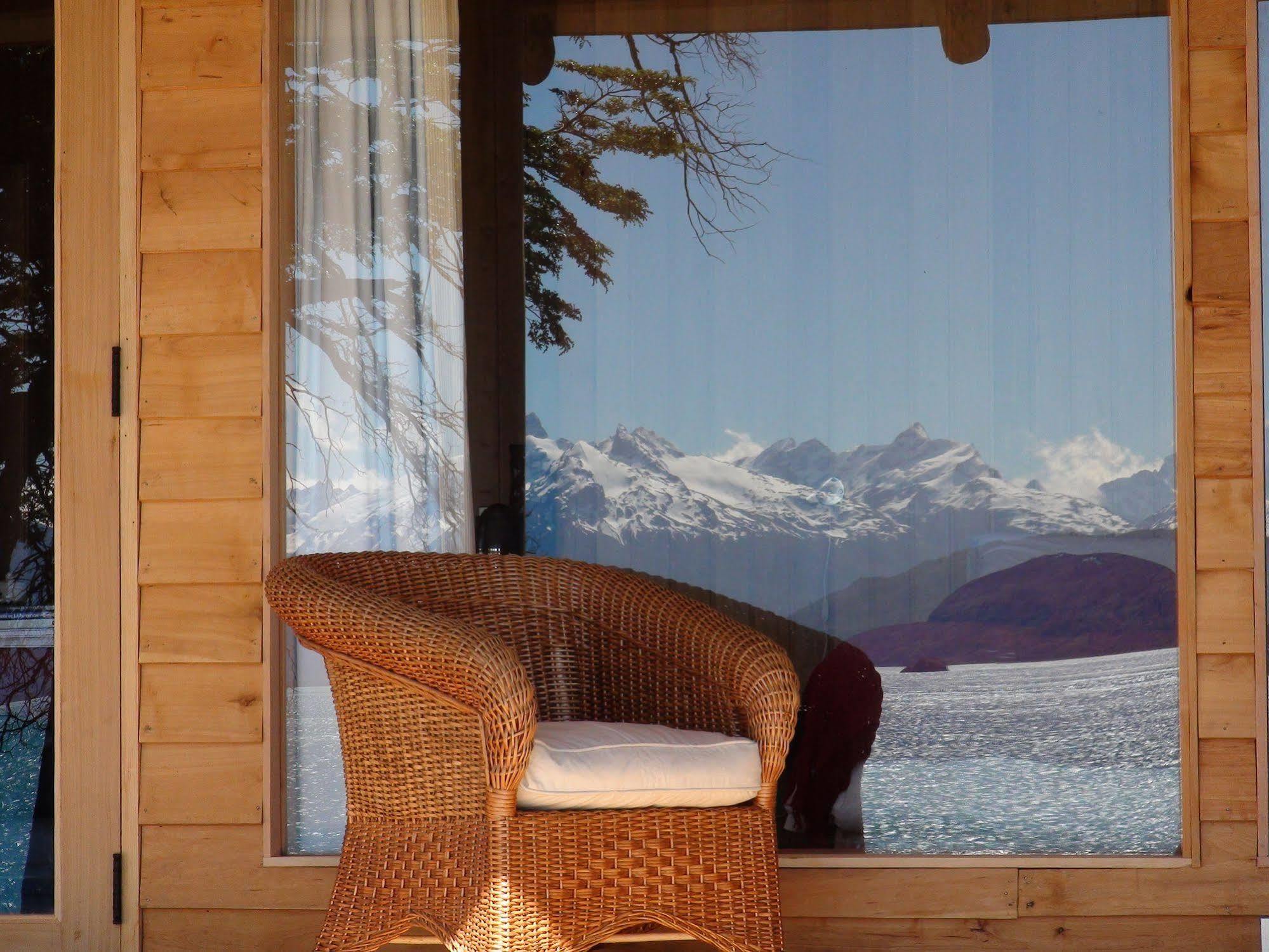 Lodge El Mirador De Guadal Puerto Guadal Eksteriør bilde