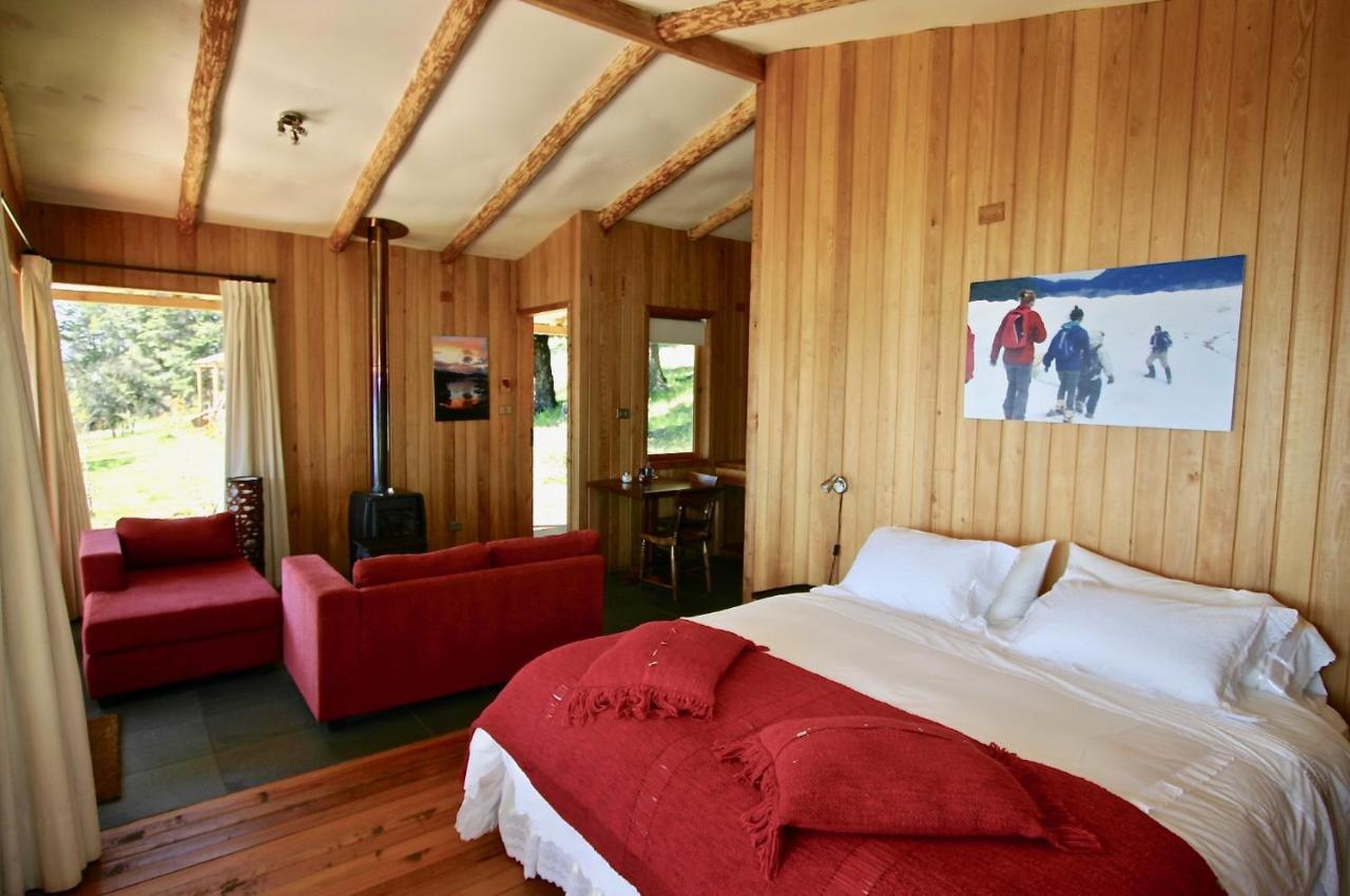 Lodge El Mirador De Guadal Puerto Guadal Eksteriør bilde