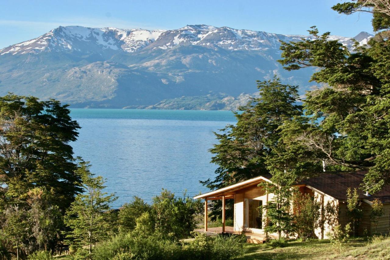 Lodge El Mirador De Guadal Puerto Guadal Eksteriør bilde